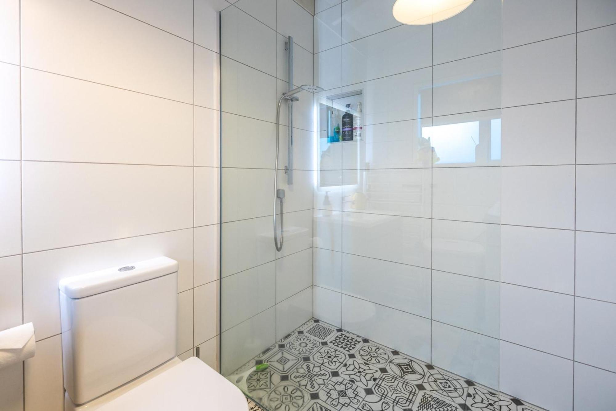 Island Sanctuary - Waiheke Holiday Home Ostend Luaran gambar