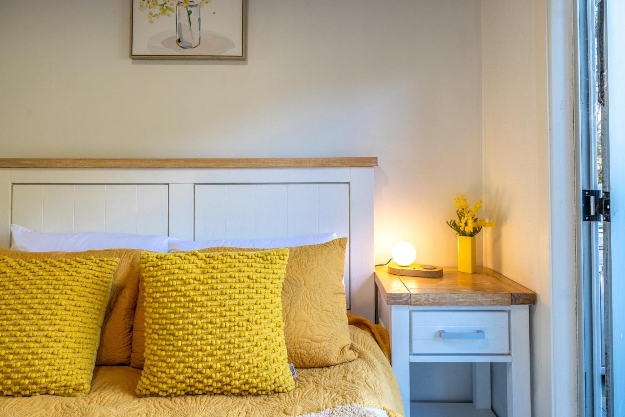 Island Sanctuary - Waiheke Holiday Home Ostend Luaran gambar