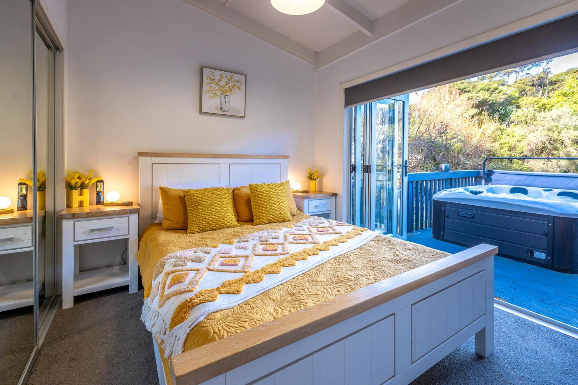 Island Sanctuary - Waiheke Holiday Home Ostend Luaran gambar